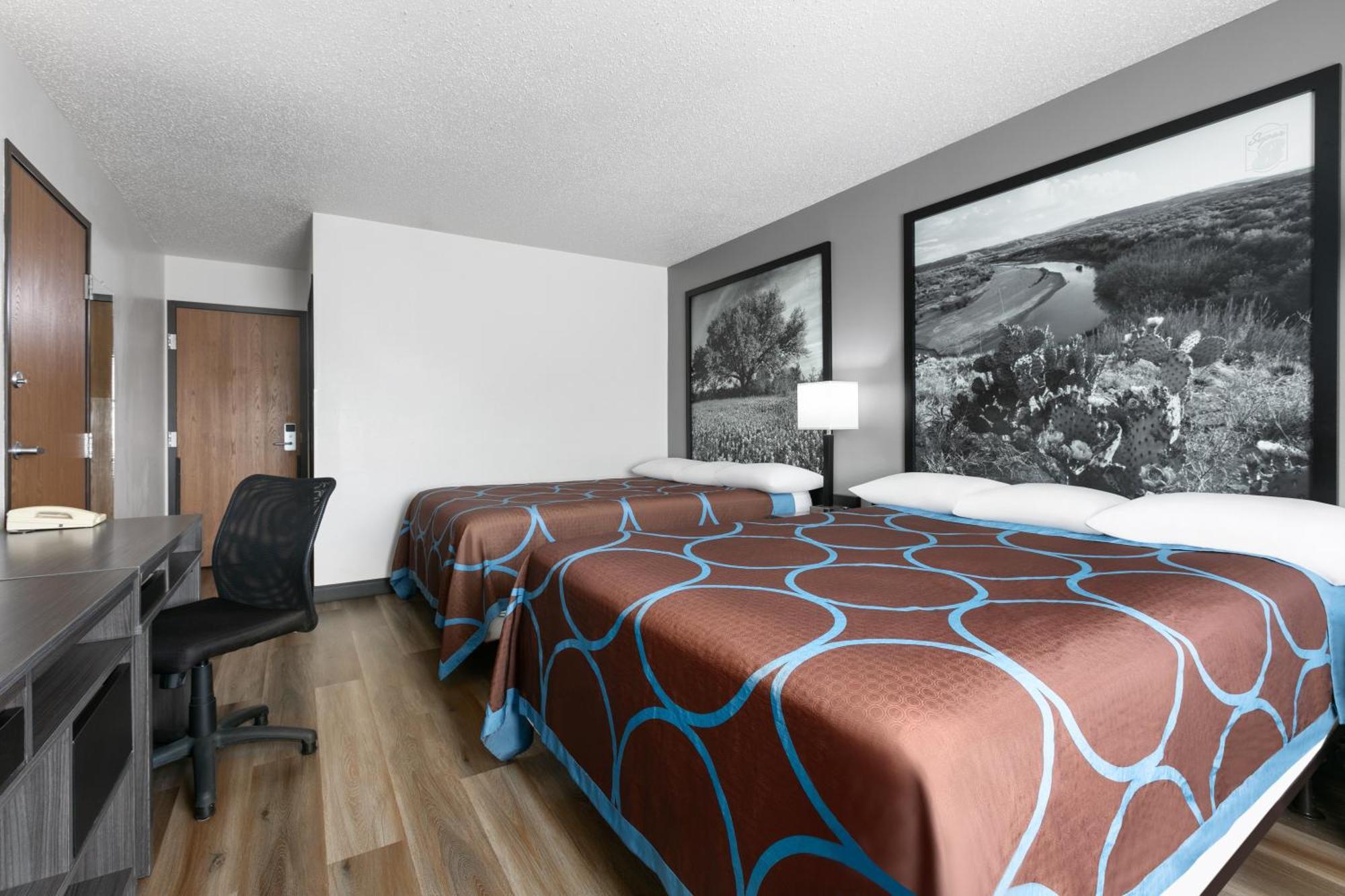 מלון Super 8 By Wyndham Grapevine/Dfw Airport Northwest מראה חיצוני תמונה