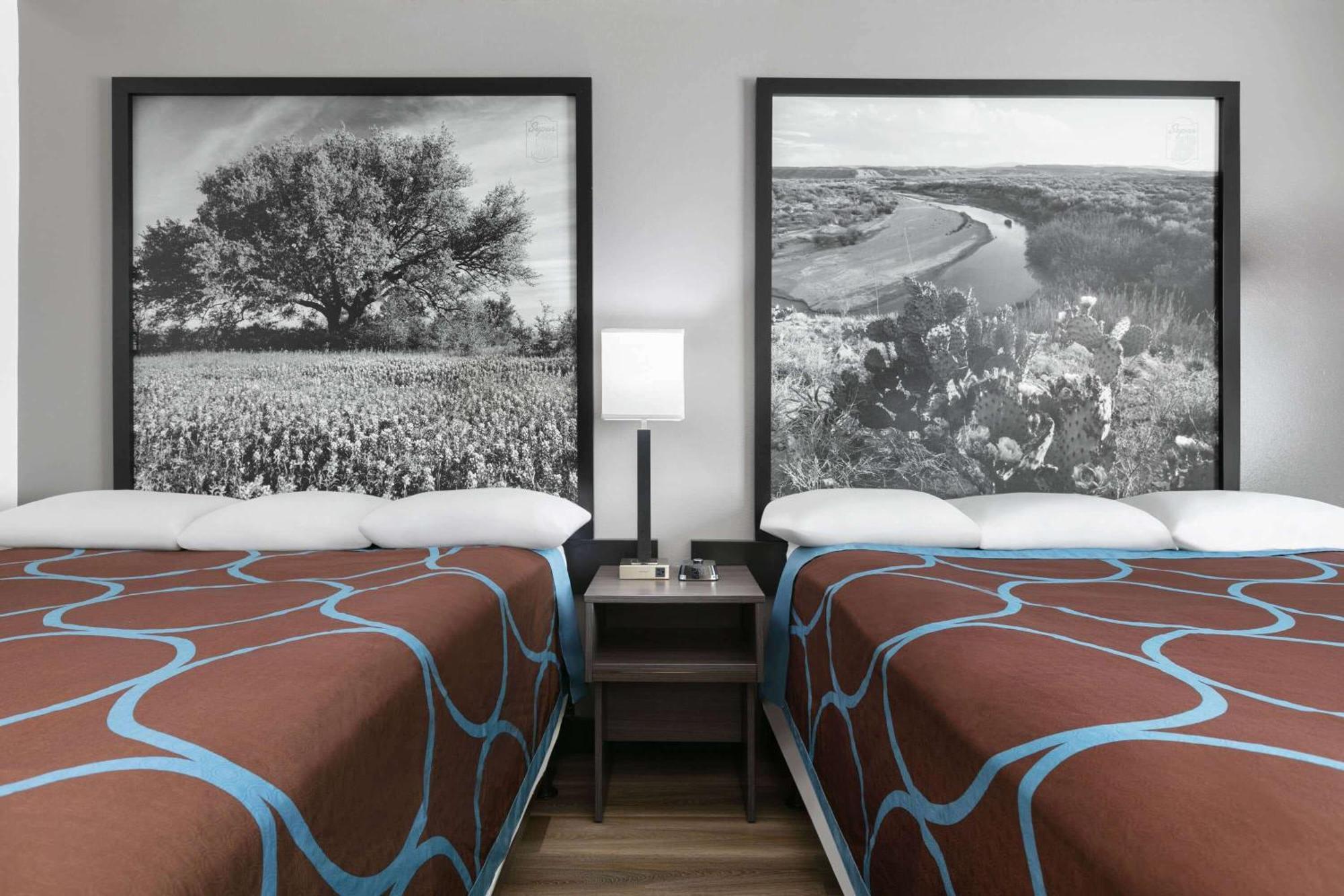 מלון Super 8 By Wyndham Grapevine/Dfw Airport Northwest מראה חיצוני תמונה